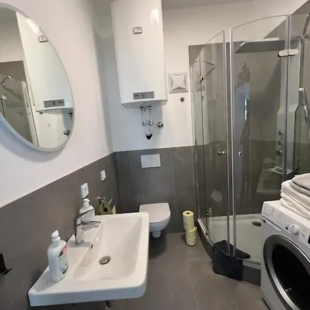 Apartment Moderne In Bahnhofsnahe *